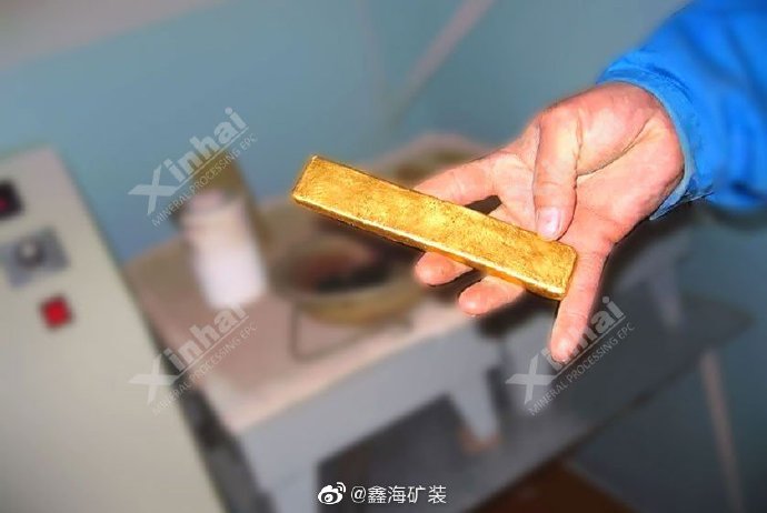 蒙古國金礦浸出項(xiàng)目選出的金錠